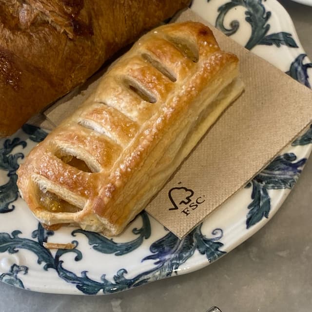 「Brioches vegana alla mela」の料理の写真