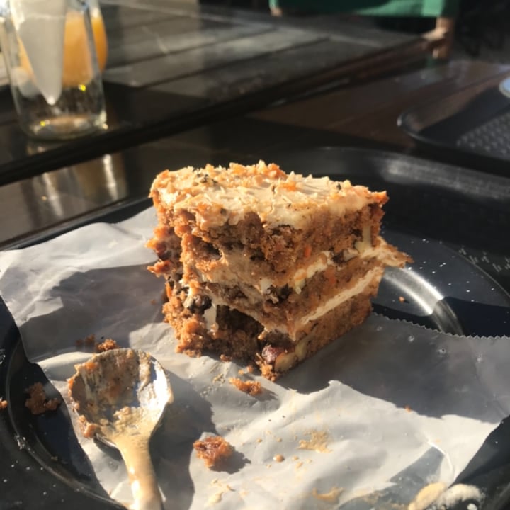 photo of Maleza Bariloche Coffee & Beer Carrot cake shared by @braldo on  24 May 2022 - review