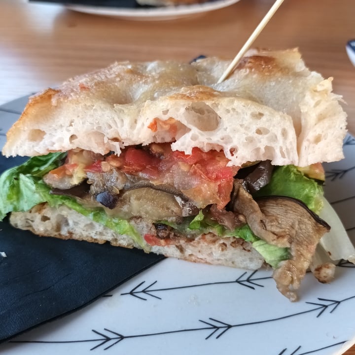 photo of La Paneteca Focaccia Vegana shared by @pepaak on  24 Oct 2022 - review