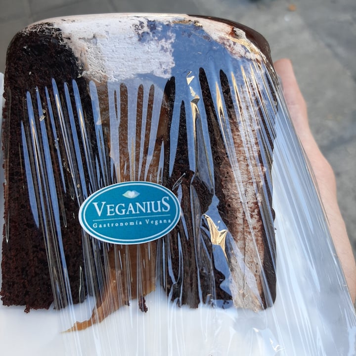 review photo of Veganius Torta Matilda shared by @lauchaons2 on 09 Aug 2021 - review