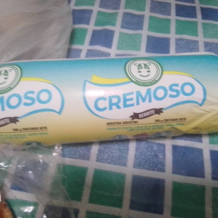 photo of Felices Las Vacas Queso Cremoso en Cilindro shared by @cristhinachico on  28 Sep 2021 - review