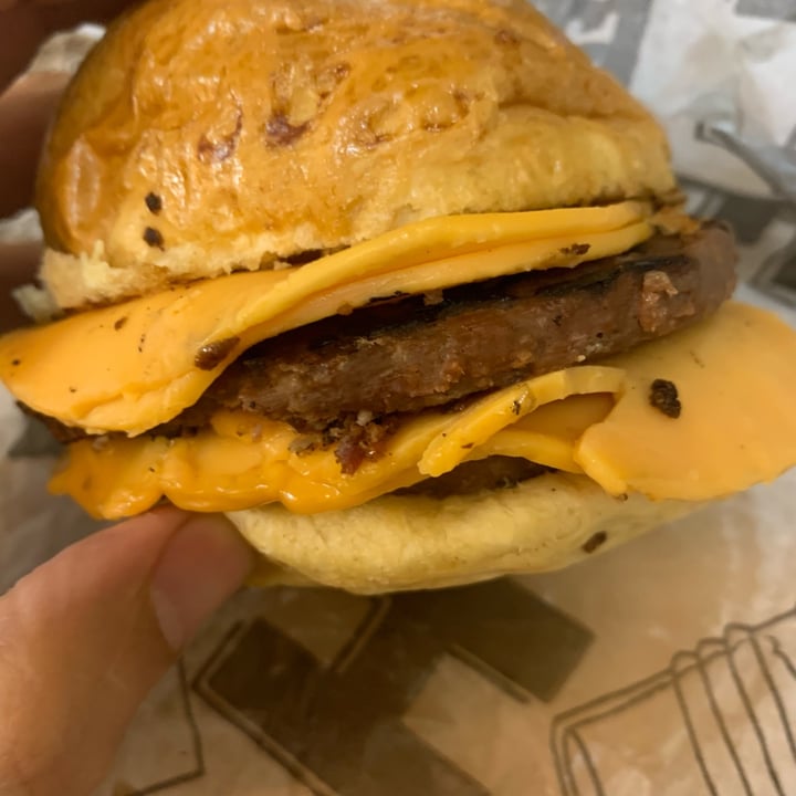 review photo of Perez-H Microcentro Not Doble Cheese shared by @onomatias on 15 Nov 2022 - review