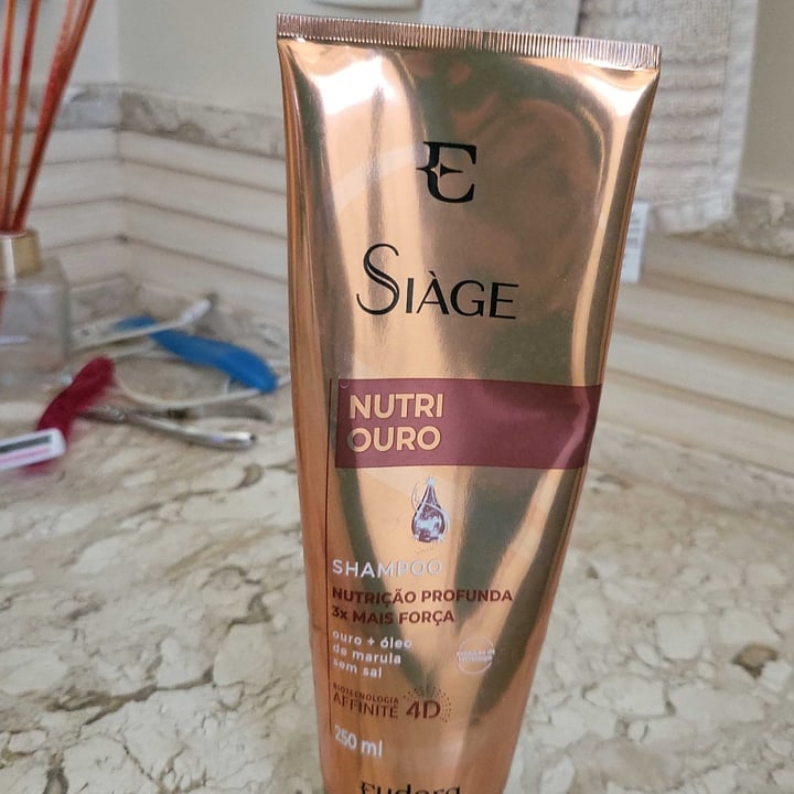 photo of Eudora shampoo nutri ouro shared by @rafaelareis on  04 May 2022 - review