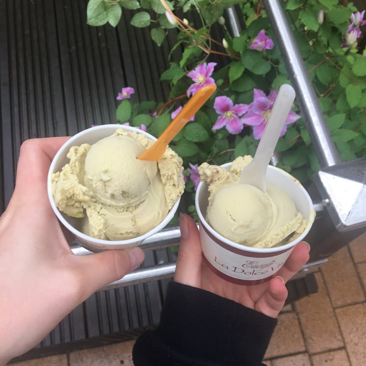 review photo of Eiscafé La Dolce Vita Sizilianische Pistazie shared by @nicolex on 30 Jun 2021 - review