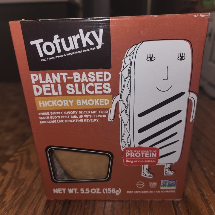 photo of Tofurky Plant Based Deli Slices Hickory  Smoked shared by @vmaywormp on  24 May 2022 - review