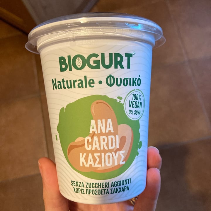 photo of Biogurt Biogurt Naturale Anacardi shared by @robyrebo on  27 Nov 2021 - review