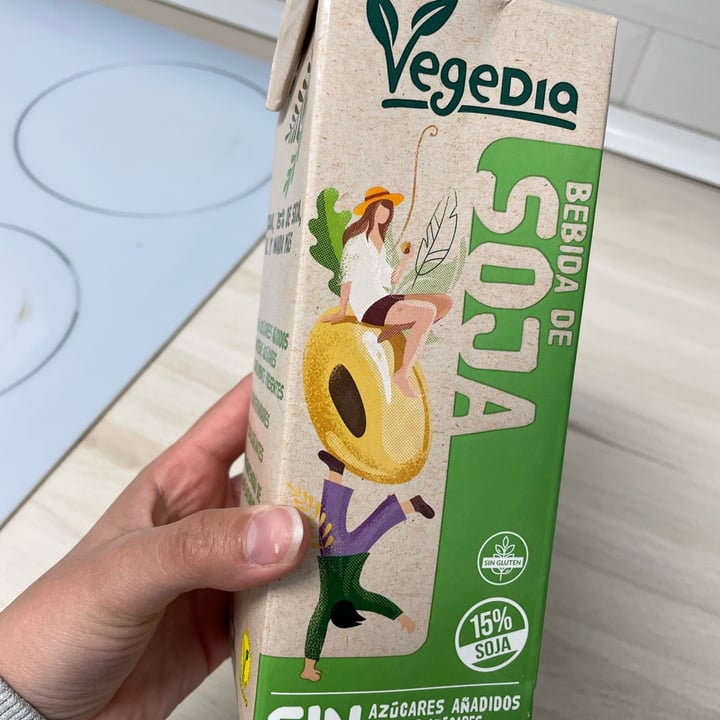 review photo of Vegedia Bebida de soja shared by @thelmilla22 on 10 Mar 2022 - review