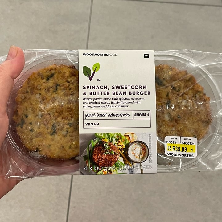 review photo of Woolworths Food Spinach, Sweetcorn & Butter Bean Burger shared by @lelo21 on 08 Oct 2021 - review