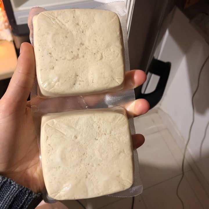 photo of Verso Natura Conad Veg Tofu al naturale shared by @quattrocalzini on  30 Mar 2022 - review