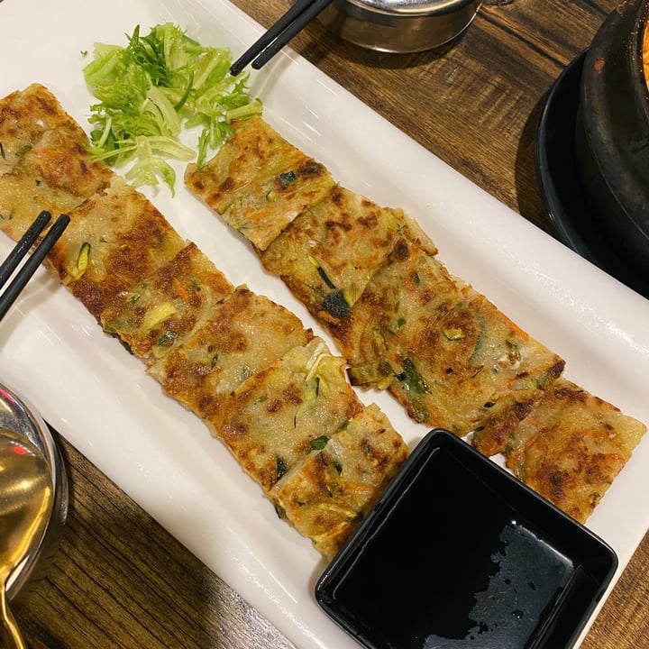 photo of Daehwa Vegetarian 야채전 Yachae Jeon (Vegetable Pancake) shared by @browngirlvegan on  12 Mar 2021 - review