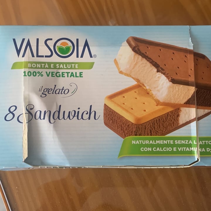 review photo of Valsoia 8 sandwich il gelato shared by @bonny29 on 02 Apr 2022 - review
