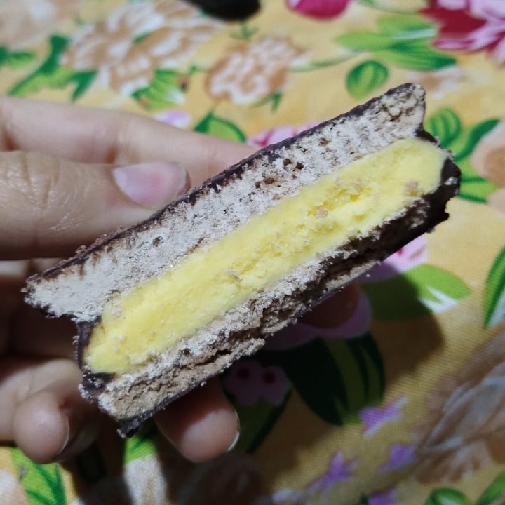photo of Cerro Azul Alfajor con Mousse de Limón shared by @nazarenamorello on  15 Jul 2022 - review