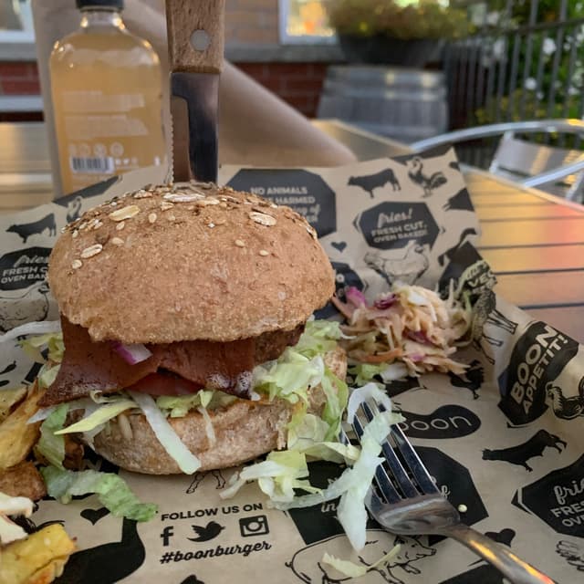 菜肴“Cowboy burger”的照片