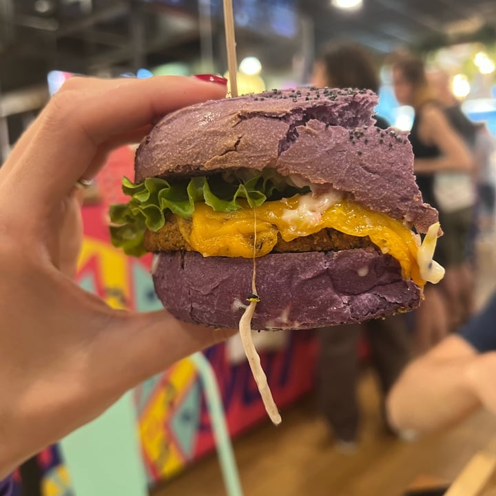 photo of Flower Burger Flower Burger shared by @iremina23 on  09 Jul 2022 - review