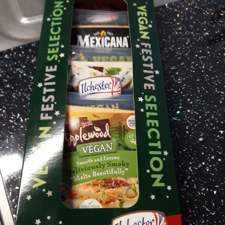 review photo of Ilchester Festive vegan cheese selection shared by @cld123 on 10 Jan 2021 - review