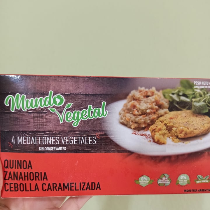 review photo of Mundo Vegetal Medallón Quino, Zanahoria Y Cebolla Caramelizada shared by @mechiv on 27 Jun 2020 - review