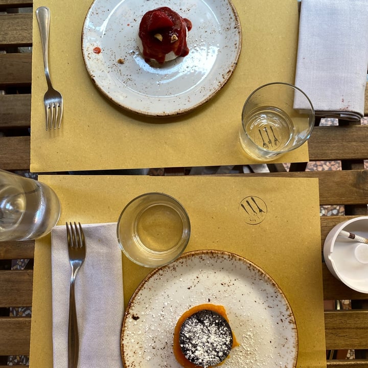 photo of Il Rovescio cheesecake alle fragole shared by @noemi1202 on  16 May 2022 - review