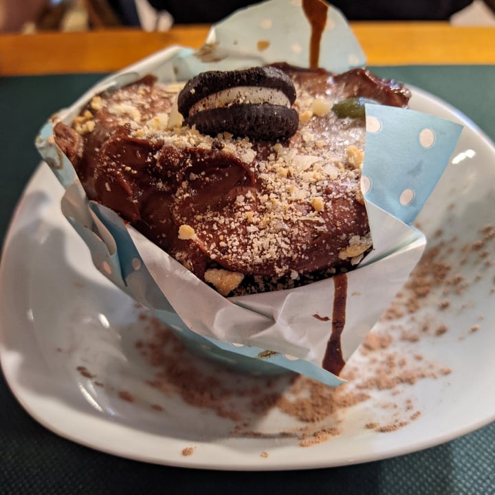 review photo of CactusCat Bar Cupcake chocolate shared by @derivilla on 26 Jun 2022 - review