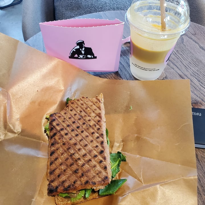 photo of JOE & THE JUICE Avocado Sandwich Vegan shared by @earth-ph on  28 Jan 2023 - review