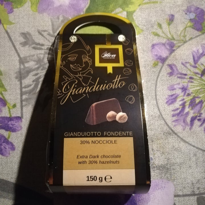 review photo of Oliva Gianduiotto Fondente 30% Nocciole shared by @progettocuoriliberi on 30 Dec 2021 - review