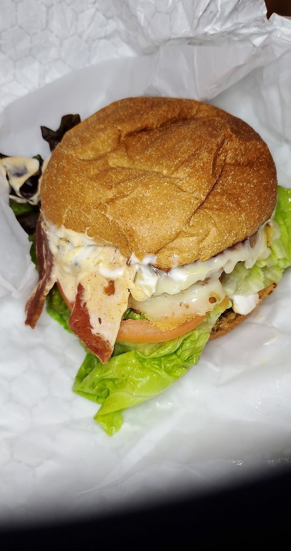 photo of Down to Earth Organic & Natural - Pearlridge Mock Bacon Beyond Burger shared by @lysa24r on  25 Jan 2020 - review