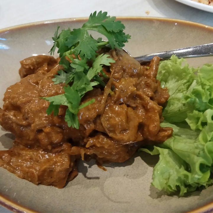 photo of Whole Earth Penang Rendang shared by @plantbasedlifestyle on  31 Oct 2020 - review