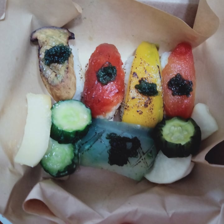 photo of Wakamama Nigiri sushi shared by @veganspicegirl on  05 Mar 2022 - review