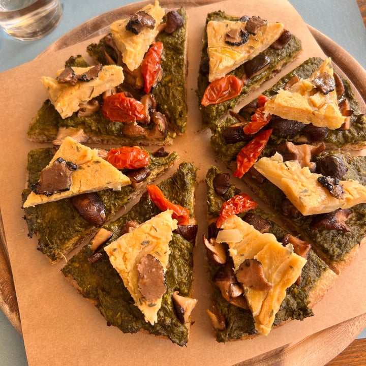 review photo of Pizzeria Capri Pizza shared by @bolzy22 on 10 Mar 2022 - review