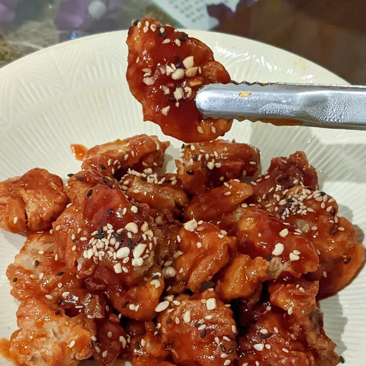 photo of Ose Gye Hyang Sweet And Spicy Fried Chicken shared by @xinru-t on  25 Oct 2022 - review