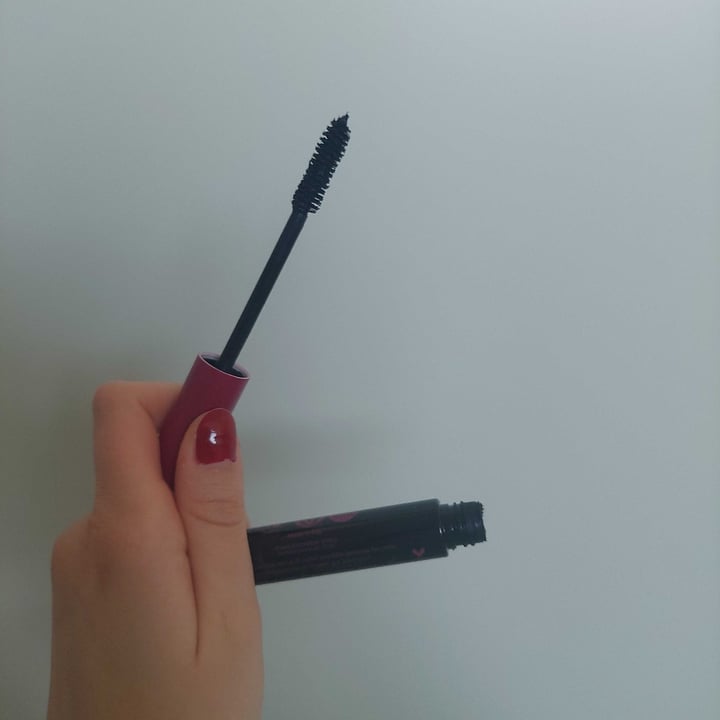 review photo of PuroBIO Cosmetico Black too black mascara shared by @ariig on 18 Apr 2022 - review