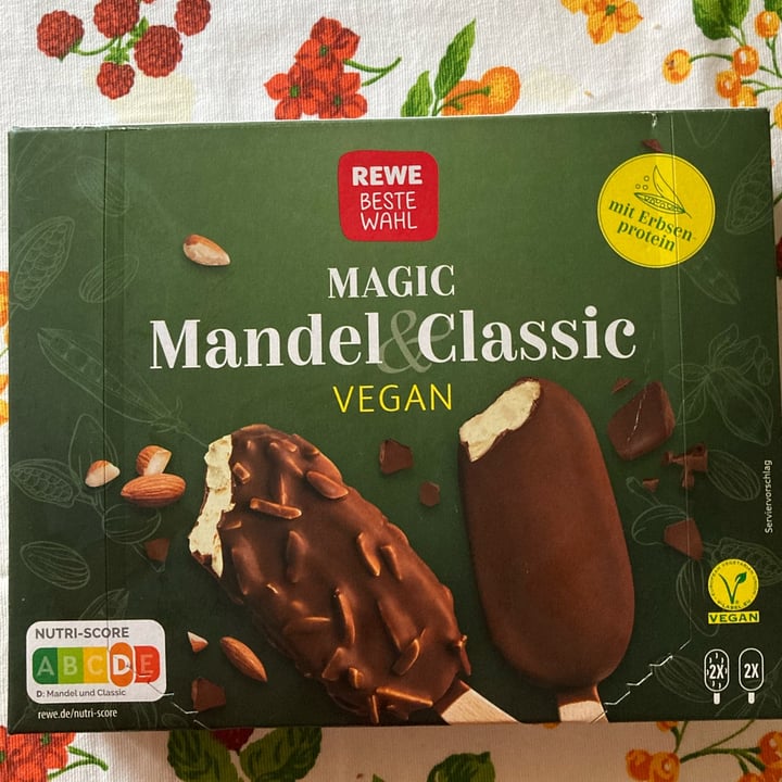 photo of REWE Beste Wahl Magic Mandel & Classic shared by @martinaa11 on  22 Feb 2022 - review