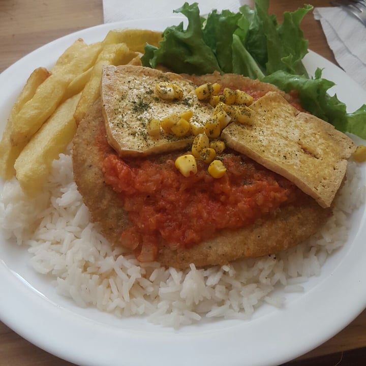 review photo of Lupito Cocina Vegana Milanesa Napolitana de Garbanzo shared by @kruskaya on 24 May 2021 - review