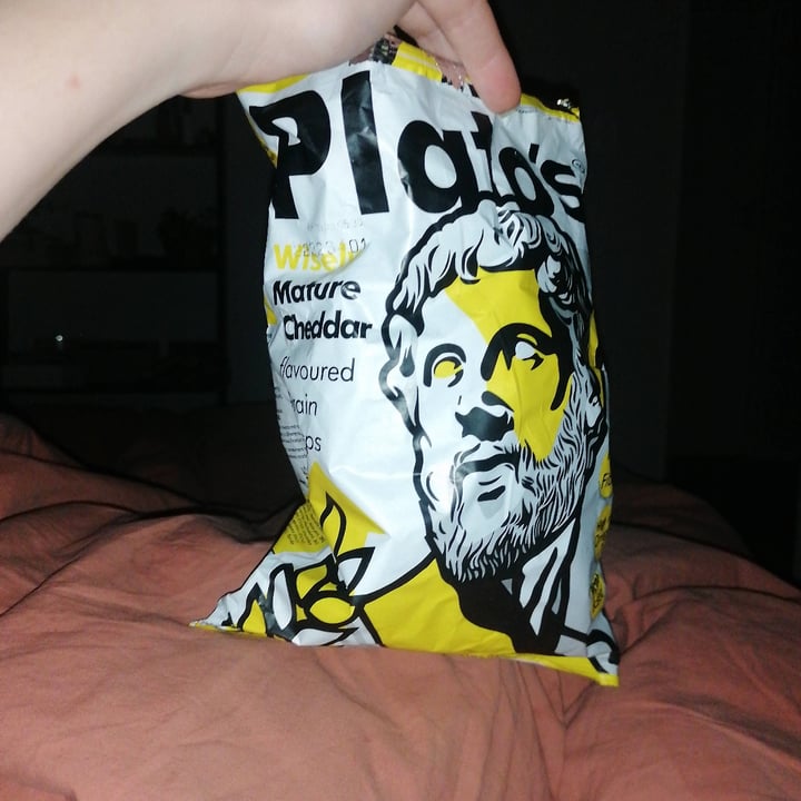 photo of Plato's Cheddar grain Crisps shared by @gypsygirlgoes on  17 Sep 2022 - review