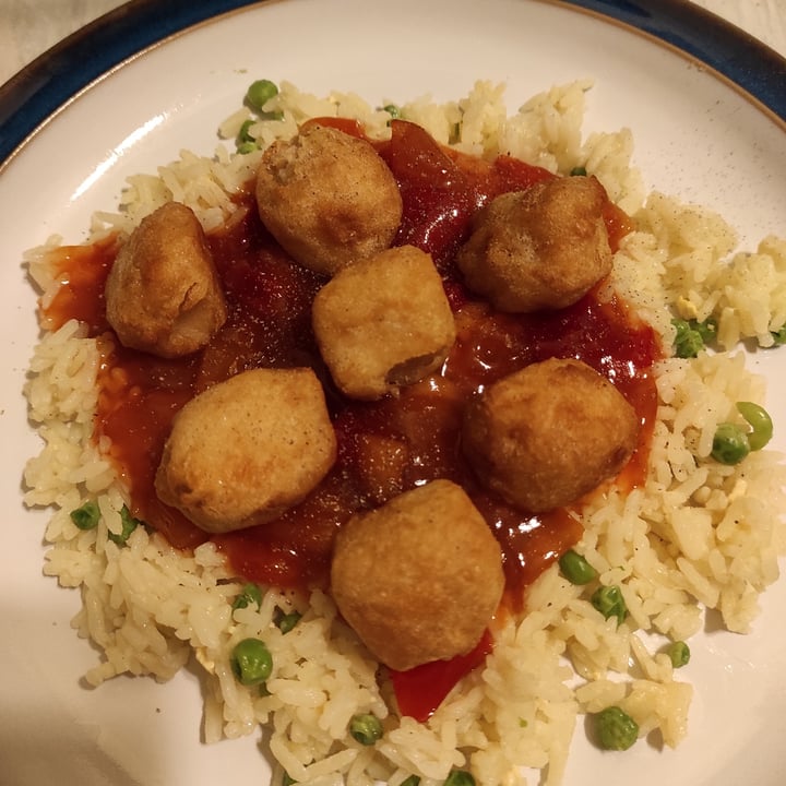 photo of Plant Kitchen (M&S) Sweet n Sour No Chicken shared by @tuscanvegan on  04 Jan 2022 - review