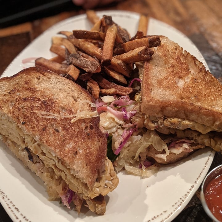 photo of French Meadow Bakery & Café Tempeh Rueben shared by @iszy on  02 May 2022 - review