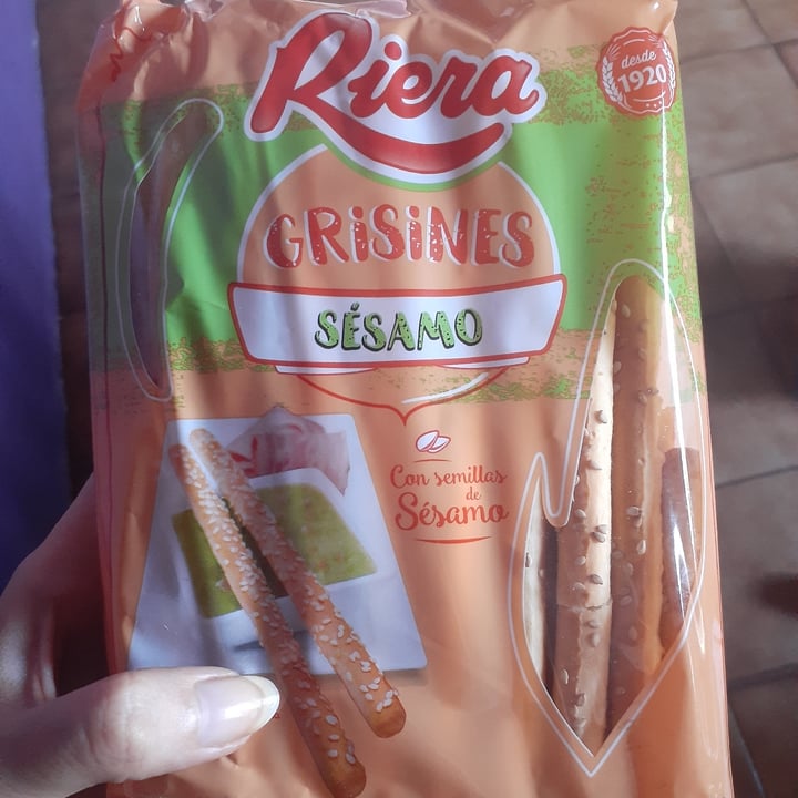 photo of Riera Grisines con semillas de sésamo shared by @micavegan on  10 Feb 2021 - review