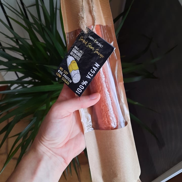 photo of Happy V Planet Vegan Hardwood Smoked Salami shared by @biotwins on  15 Sep 2022 - review