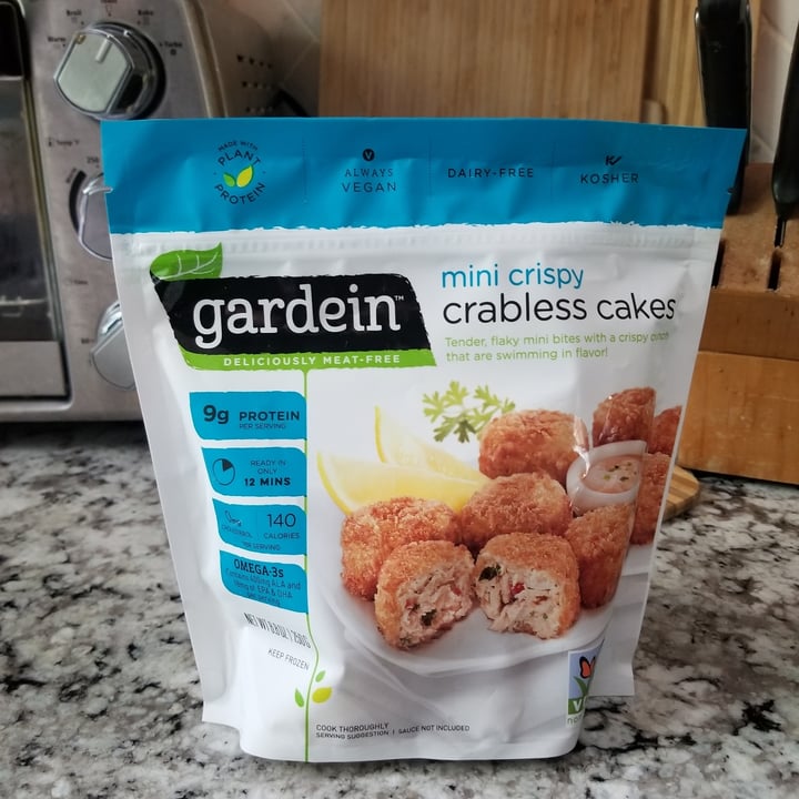 photo of Gardein Mini Crispy Crabless Cakes shared by @suzburton on  18 May 2020 - review