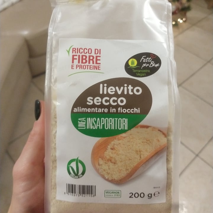 photo of Terranostra Vegan Lievito secco alimentare shared by @schiara on  27 Dec 2021 - review