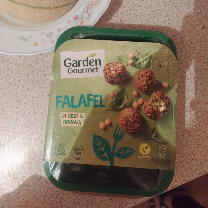 photo of Garden Gourmet Falafel con ceci e spinaci shared by @vegetariangirl333 on  16 Aug 2022 - review