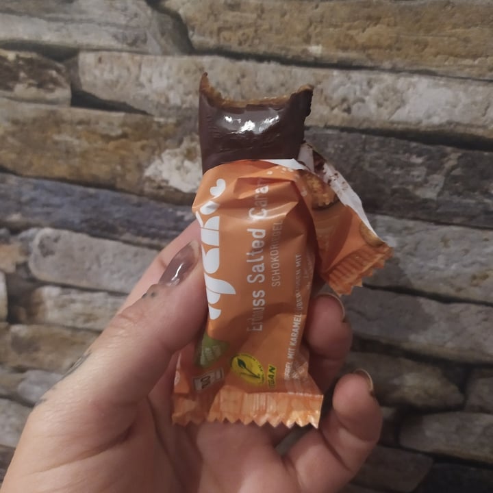 photo of Lycka Erdnuss Salted Caramel Riegel shared by @seitanist on  17 Jul 2022 - review