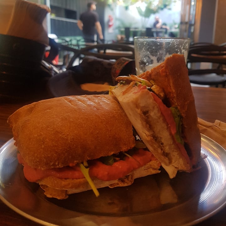 review photo of Cigaló Plant Based sandwich de girgolas shared by @eugearman on 11 May 2022 - review