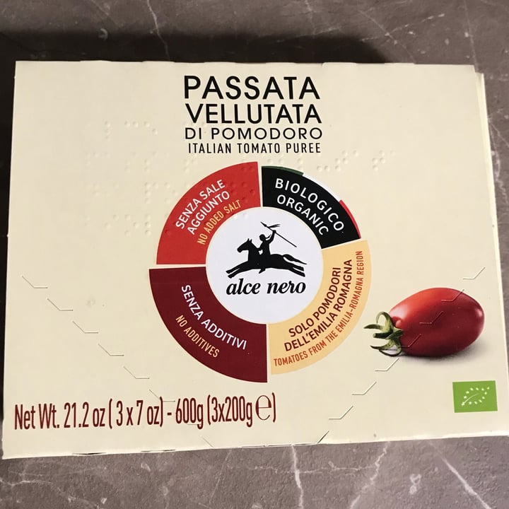 photo of Alce Nero Passata vellutata shared by @zamina81 on  22 Oct 2022 - review