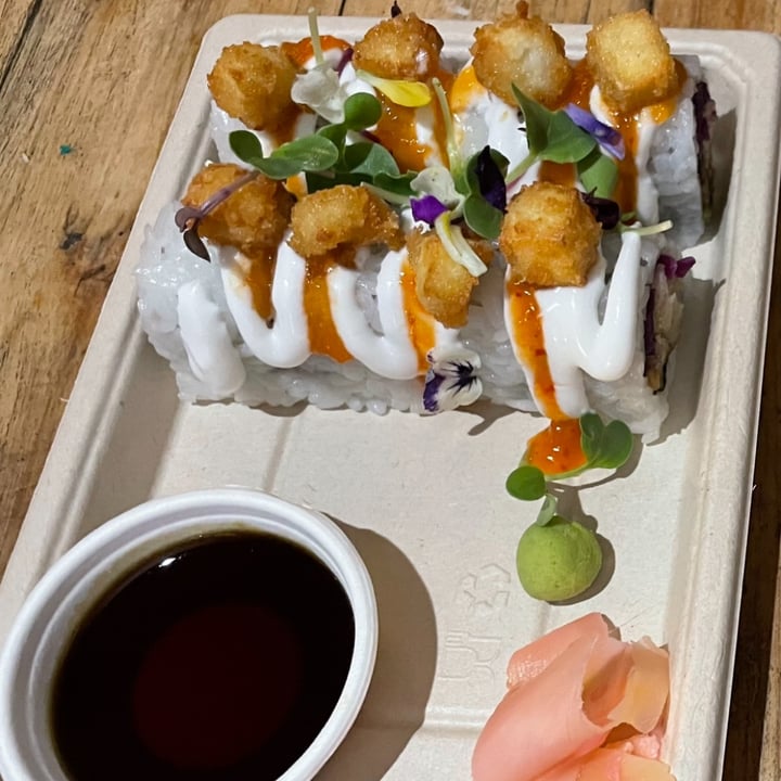 photo of Plushi Tofu Crunch Rock ‘n Roll shared by @carlicosta on  04 Dec 2022 - review