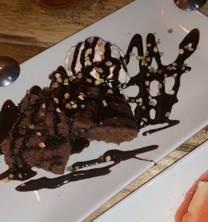 review photo of Masa madre vegan food Brownie con helado shared by @kennagaynor on 17 May 2019 - review