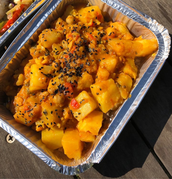 photo of La coco C Sweet Potato & Chickpea Coconut Curry shared by @tazzwaite on  13 Jun 2020 - review