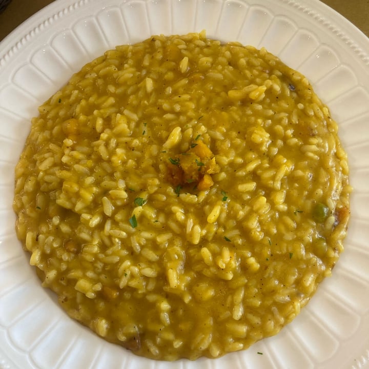 photo of Verdesalvia Bio risotto Alla Zucca shared by @sottolapellepodcast on  26 Sep 2022 - review