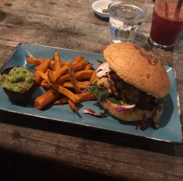 Photo of the dish “Tempeh Burger”