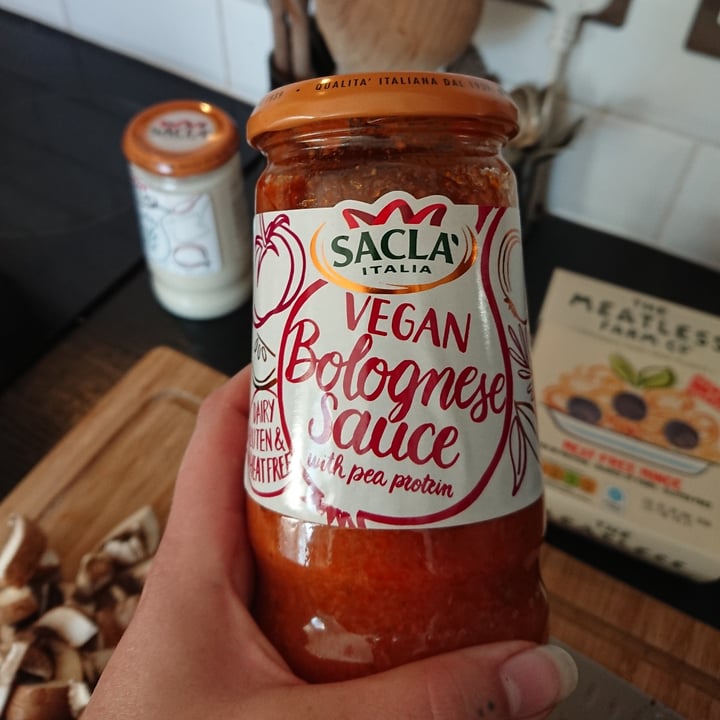 photo of Sacla' Vegan Bolognese Sauce With Pea Protein shared by @charlotteomega on  21 May 2020 - review