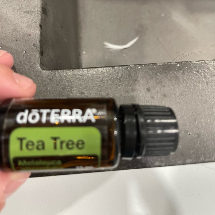 review photo of dōTERRA Melaleuca - Tea Tree - Essential Oil shared by @cristiniana on 02 May 2022 - review
